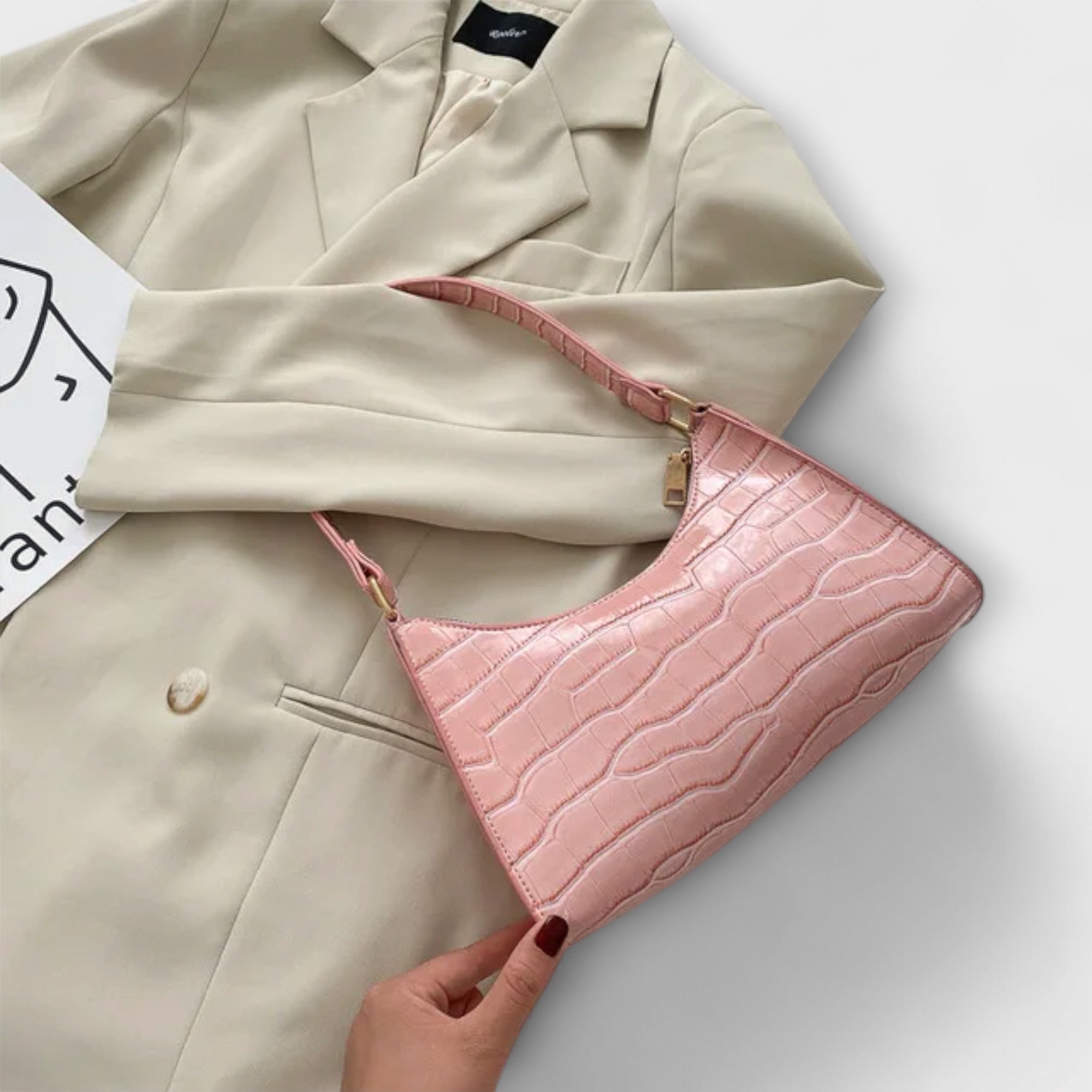 BERNARDA - Elegantní Kožená Taška s Leskem