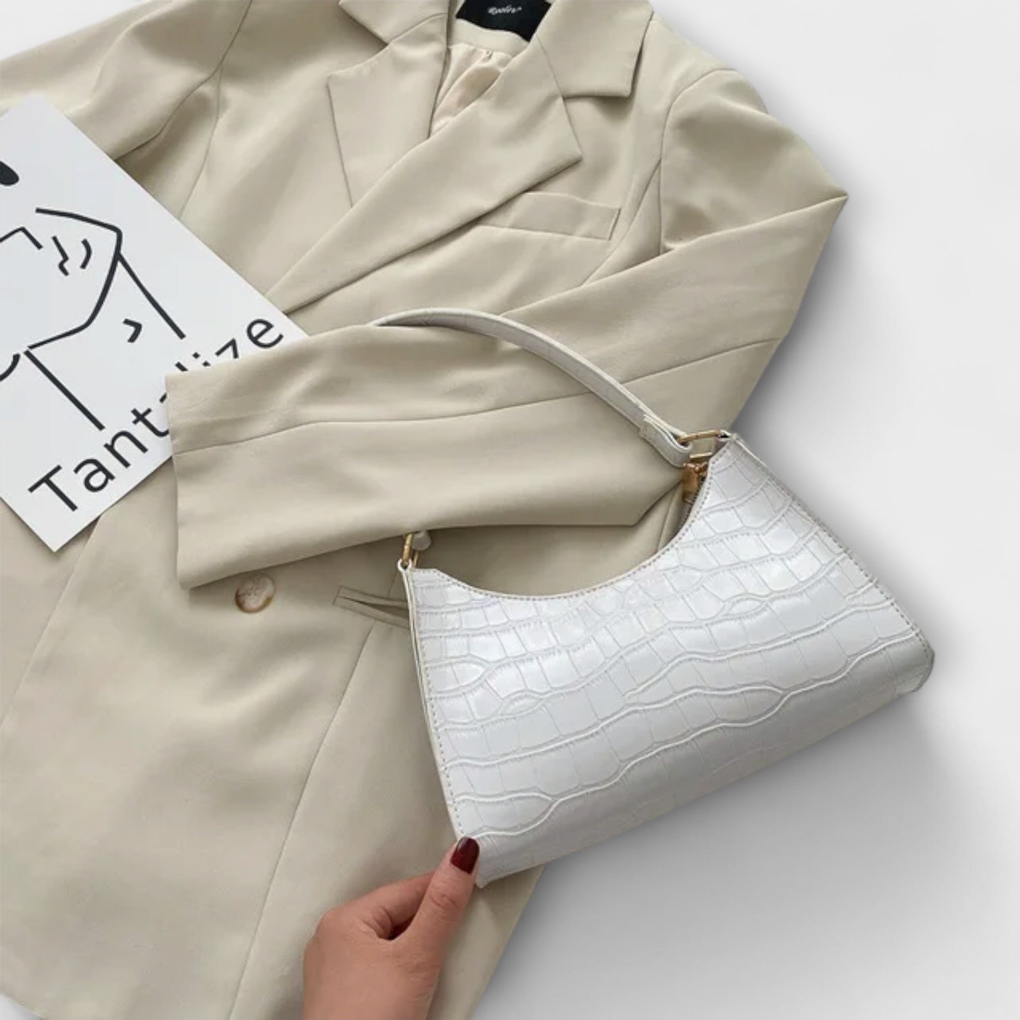 BERNARDA - Elegantní Kožená Taška s Leskem