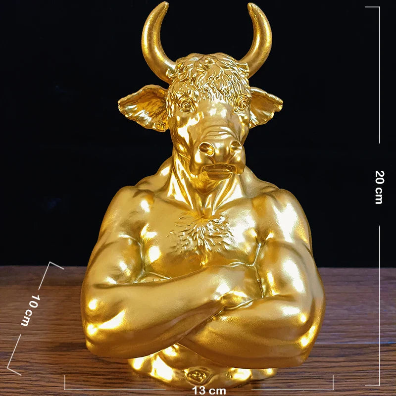 Titan Bull – Socha hlavy zlatého býka se zkříženýma rukama