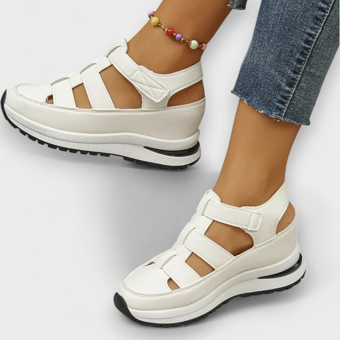 PETRA - Ergonomické sandály